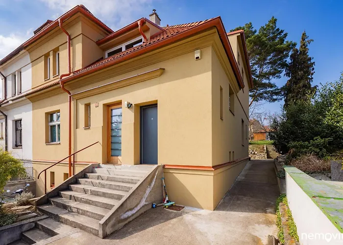 Lägenhet Family Friendly Spacious Two Floor