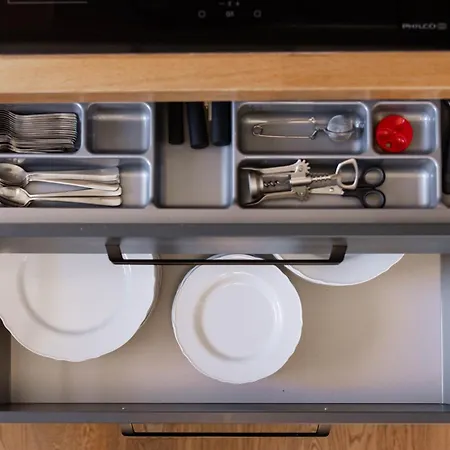 Family Friendly Spacious Two Floor 아파트 *