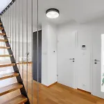 Family Friendly Spacious Two Floor *