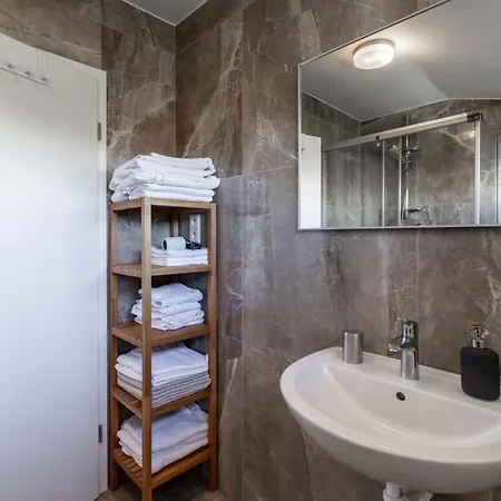 Luxury&spacious 140m2 Two Floor Rooftop *